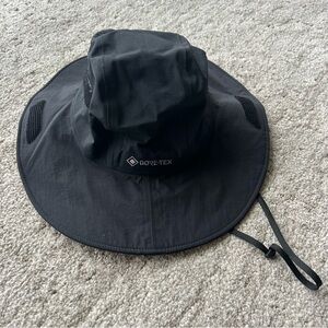 Goretex Seattle Sombrero black size medium